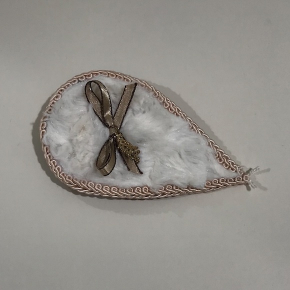 NWOT One Angel\'s Wing Handmade Hair Clip main image 7